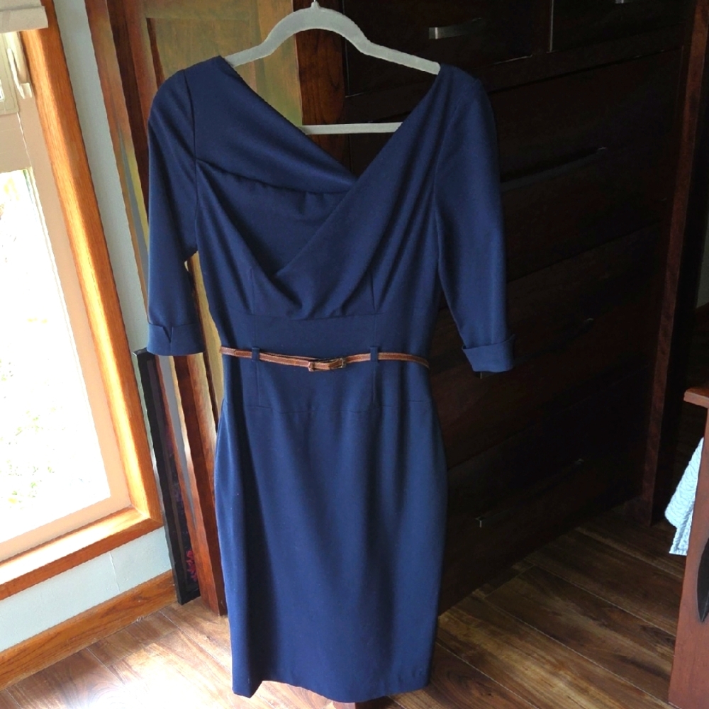 Black Halo Jackie O 3/4 Sleeve Dress